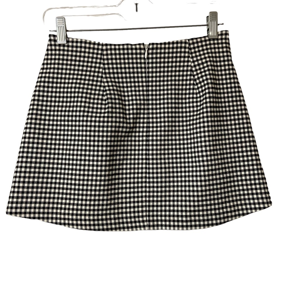 Urban Outfitters Gingham Mini Skirt with Pockets Size Extra Small - Picture 2 of 9
